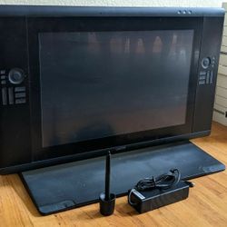 
WACOM DTK-2400 Cintiq 24HD w/Tilting Stand, 3 pens and dustcover