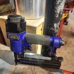 Nailer/stapler 