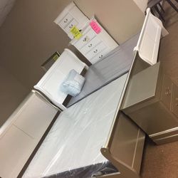 Louis Philip Champagne Sleigh Bedroom Set (Queen and King