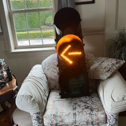 12 inch traffic light