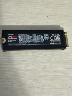 SAMSUNG 990 PRO w/ Heatsink SSD 1TB PCle 4.0 M.2 Internal Solid State Hard Drive