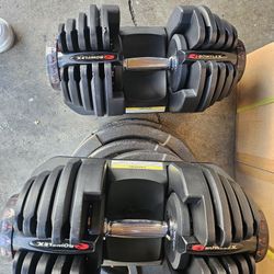 Pair Of Adjustable Bowflex Dumbbells 90lbs 