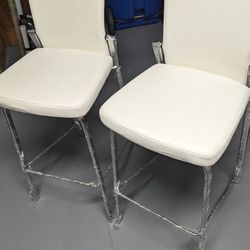 Brand New: Bar Chairs 