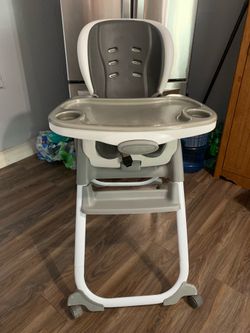 High chair multistage
