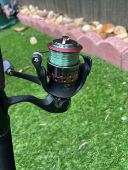 Shakespeare GX235 6’6 Ugly Stick GX2 Spinning Rod Combo