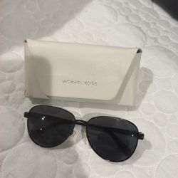 Like New Micheal Kors Sunglasses