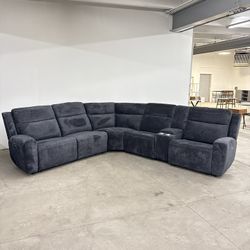 Electric 6 Piece Sectional.