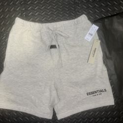 Essentials Shorts