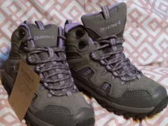 Bearpaws Hiking Boots