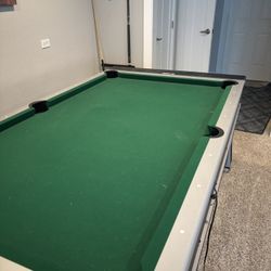 7 Foot 3-in-1 game Table