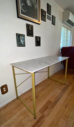 Modern Desk 
