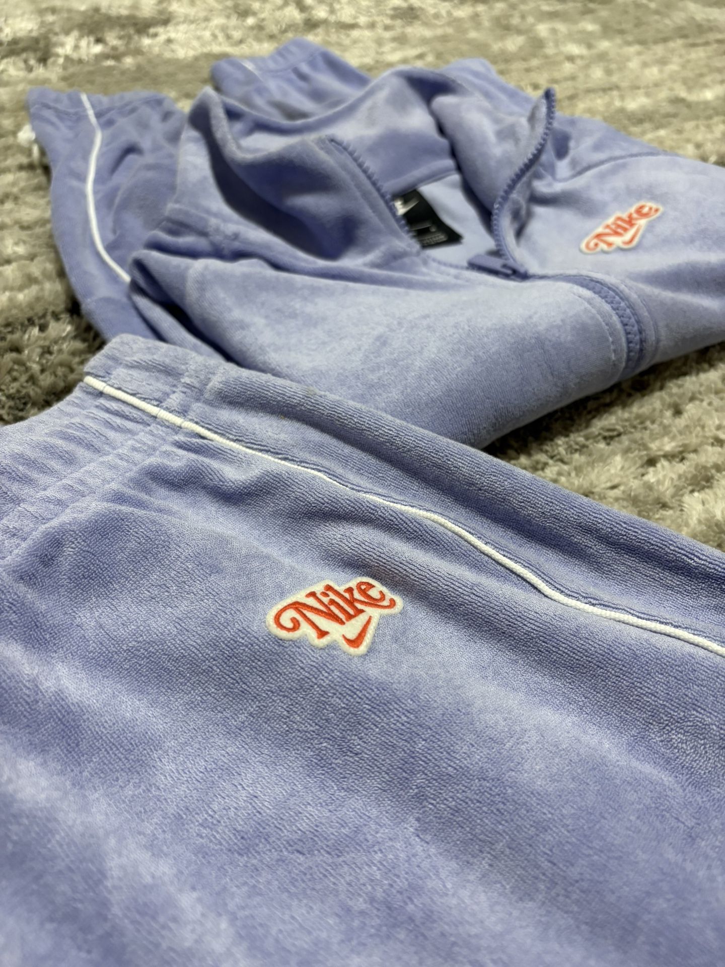 Vintage Nike set women’s M