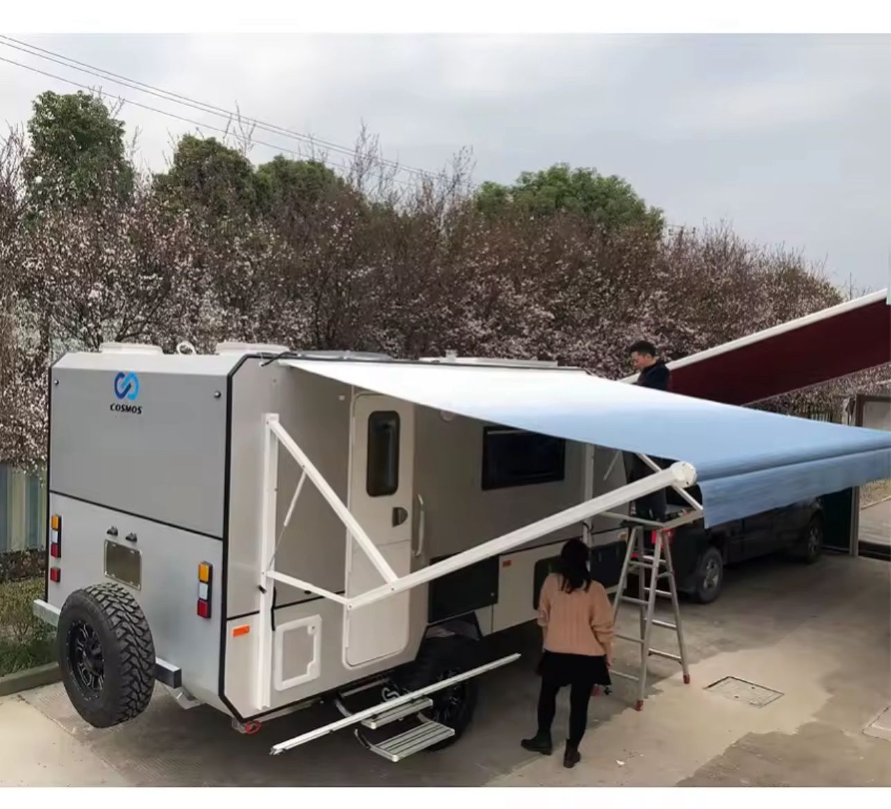 Camper Accessories Automatic Retractable Campervan Trailer Awning for Motorhome and Caravan