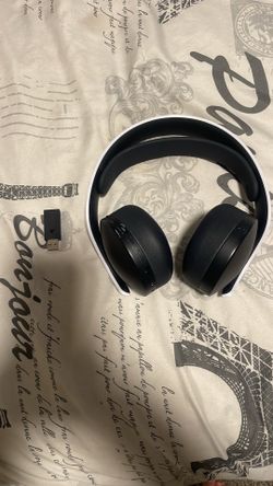 Selling Sony PS5 Headset For Only $50