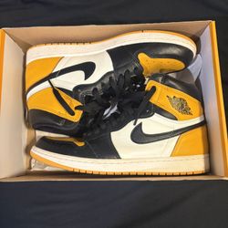 Jordan 1 University Gold