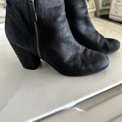 Women’s Boot Size 9 Genuine Leather OBO