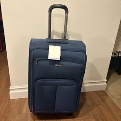 Calvin Klein Travel Luggage 27” - Brand New 