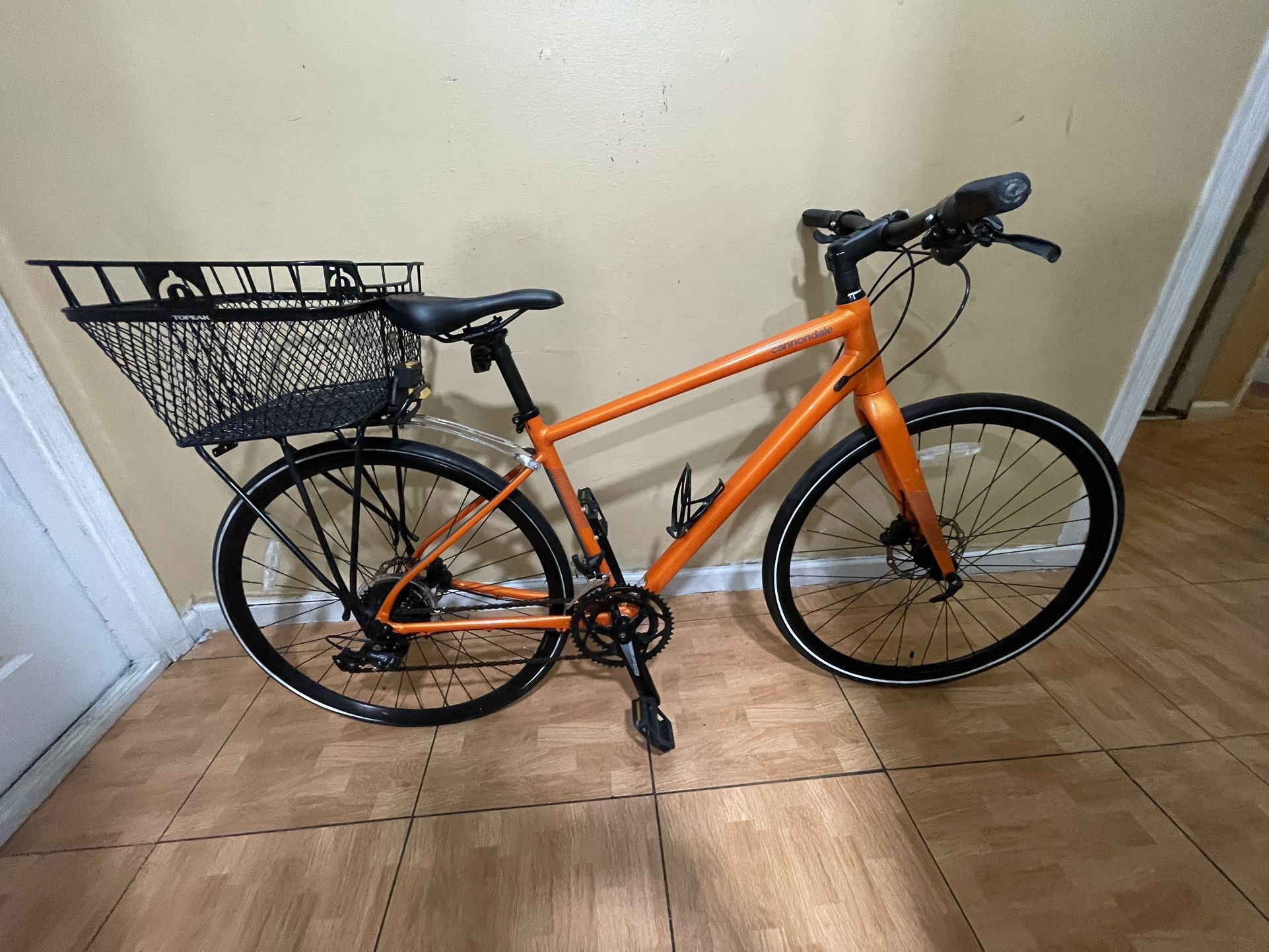 Cannondale Quick Road Bike w/ Basket