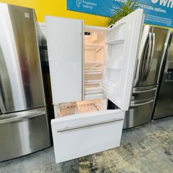 Refrigerator White In Payments $10 Down