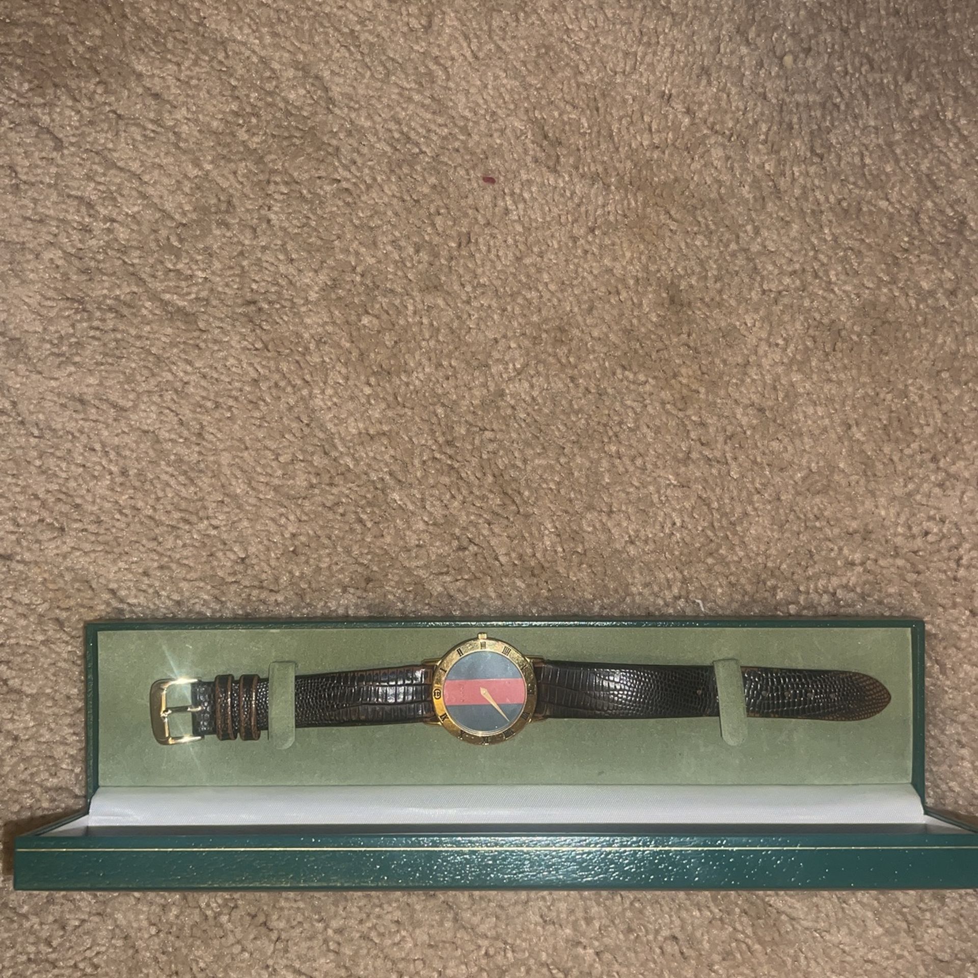 Very Vintage Gucci Watch