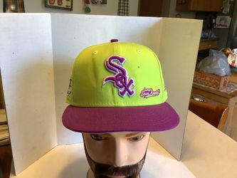 Chicago White Sox Swinging Sour Apple baseball cap size 7 3/8” by New Era never worn Genuine MLB Merchandise