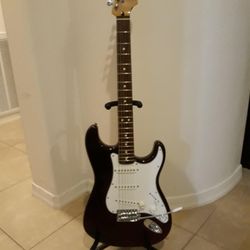 Fender Stratocaster Electric Guitar- Aubergine 
