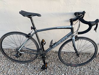 GREAT SPECIALIZED ROAD BIKE