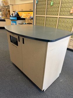 RASI Retail Service Counter Kiosk