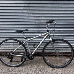 Trek Hybrid Bike 52cm 