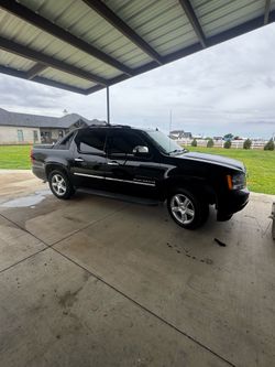 2011 Chevrolet Avalanche Clean Title