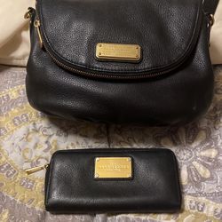 Marc Jacobs black leather purse  Matching wallet