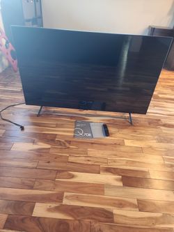 55 inch Samsung Q70R TV