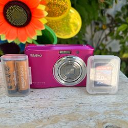 Sanyo VPC-S1085 Digital Camera