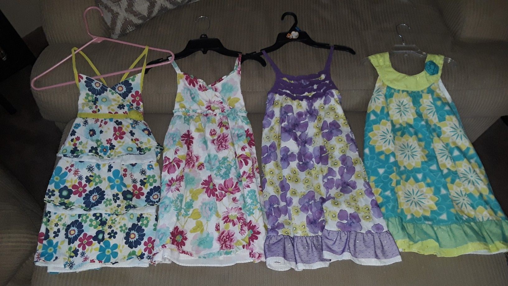 (4) Girls size 6-7 dresses