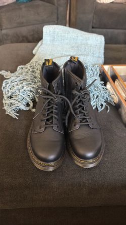 Dr. Martens 2Y