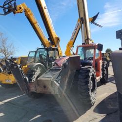 2017 JLG 1255 Reach Forklift