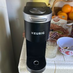 Keurig Coffee Pot 