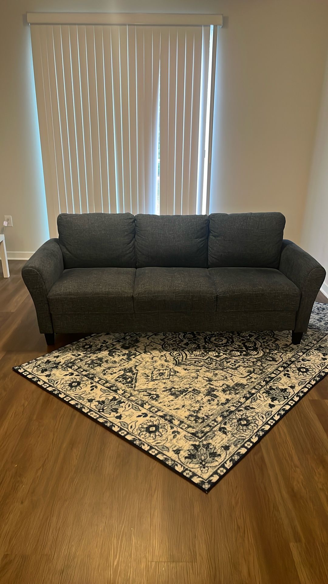 Must Sale Moving New Sofa 3months Old