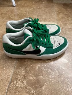 Nike Sb emerald green sneakers size 4