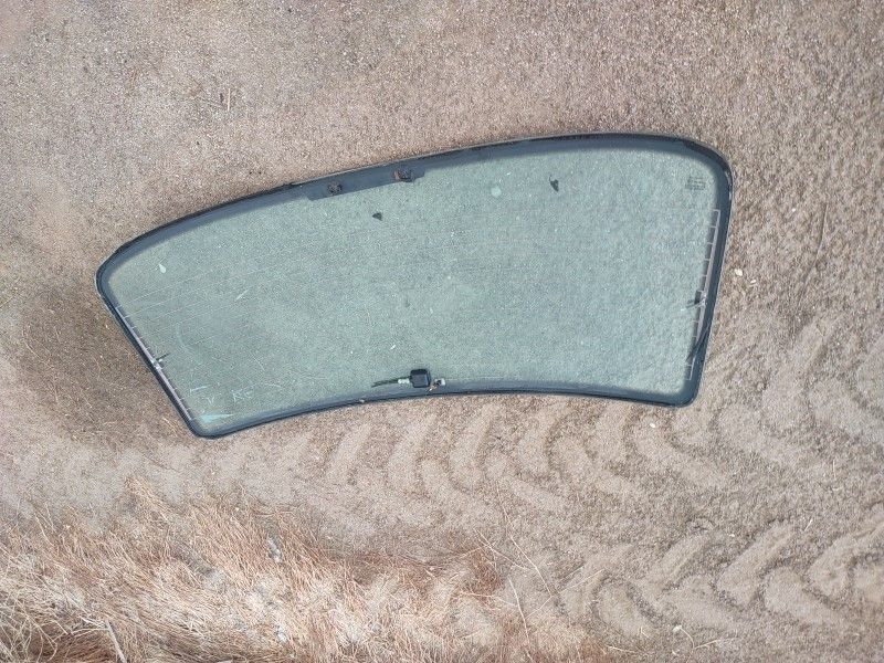 I have all glass window also front and rear windshield 88-03 Jaguar Xj6 Xj8