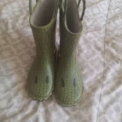 Dino Rain Boots  Size 13  1 Pick  Up  In  Clovis  Sunnyside  Herdon 