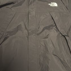 north face windbreaker