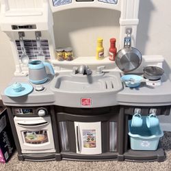 kids kitchen set