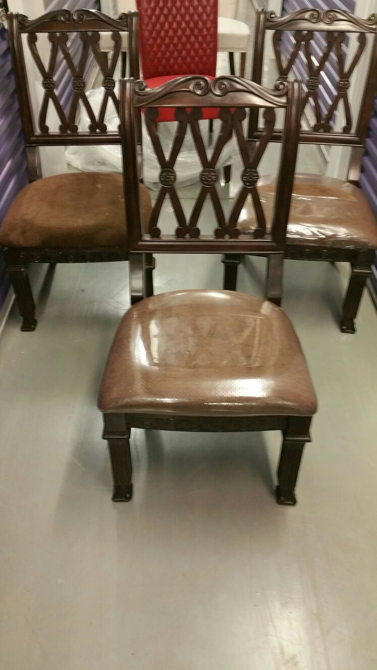 Ashley Furniture Ledelle Series Beautiful Set with six chairs
