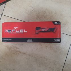 Milwaukee M18 Fuel Multi Tool 