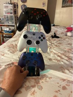 3 controller holder