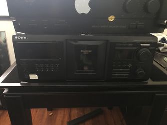 Stereo reciever and 400cd storage and player