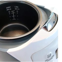 Panda Mini Rice Cooker With Ninja Ceramic Bowl