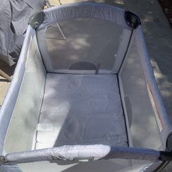 Graco Play Pen 