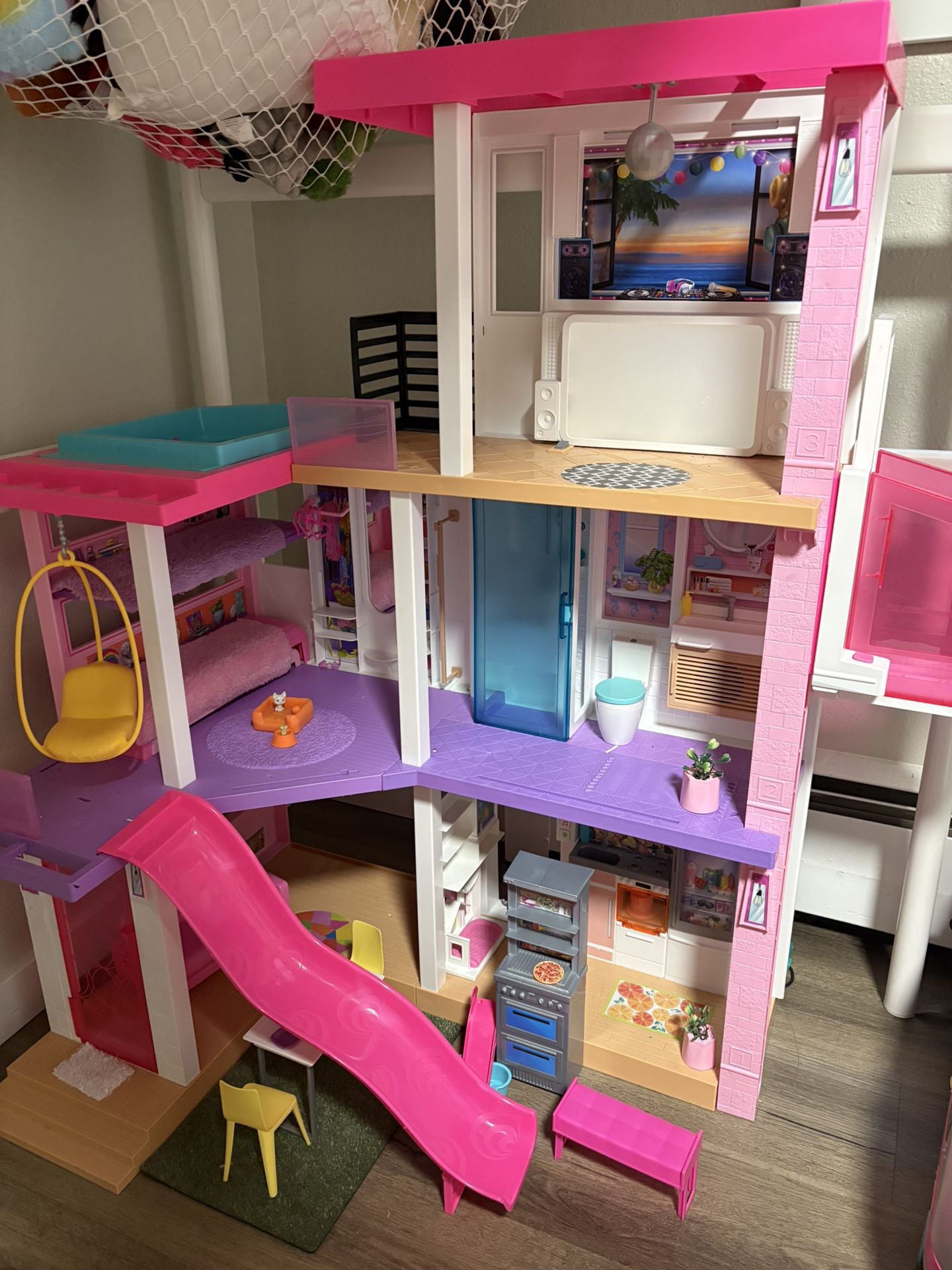 Barbie Dreamhouse Playset